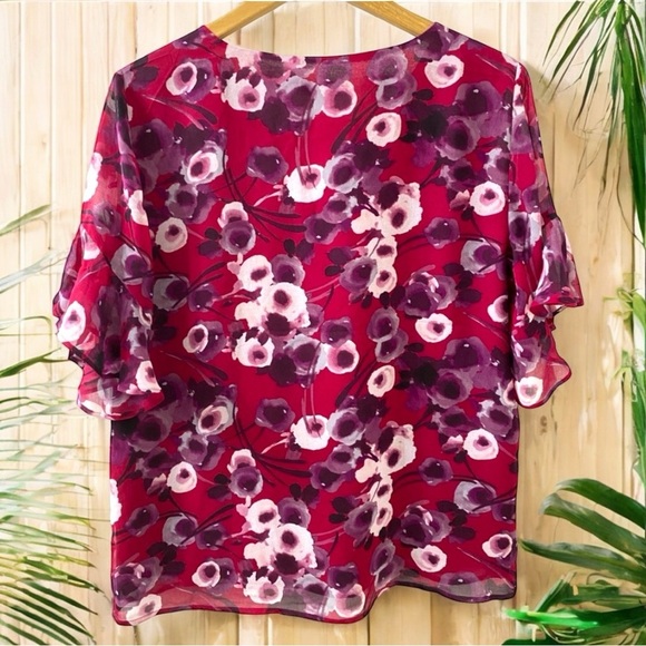 CALVIN KLEIN Red Blouse w/ Purple & White Floral Pattern - Medium - Picture 7 of 9